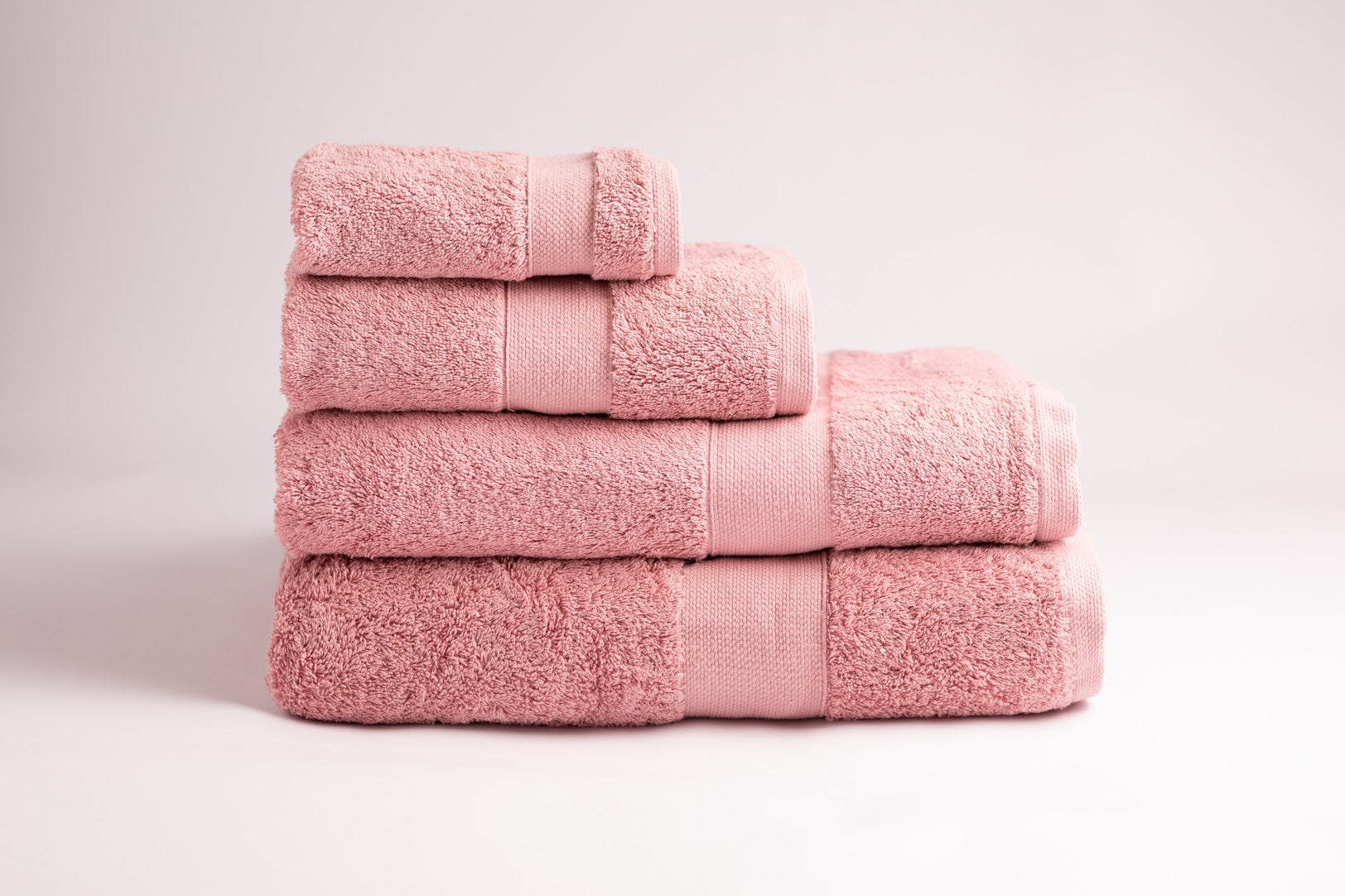 4-Piece | Rose Towel Set | 650GSM