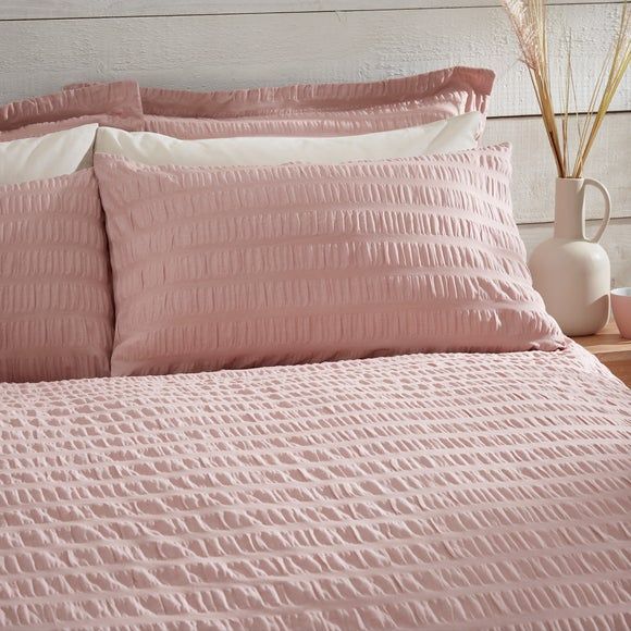 Blush & Rose