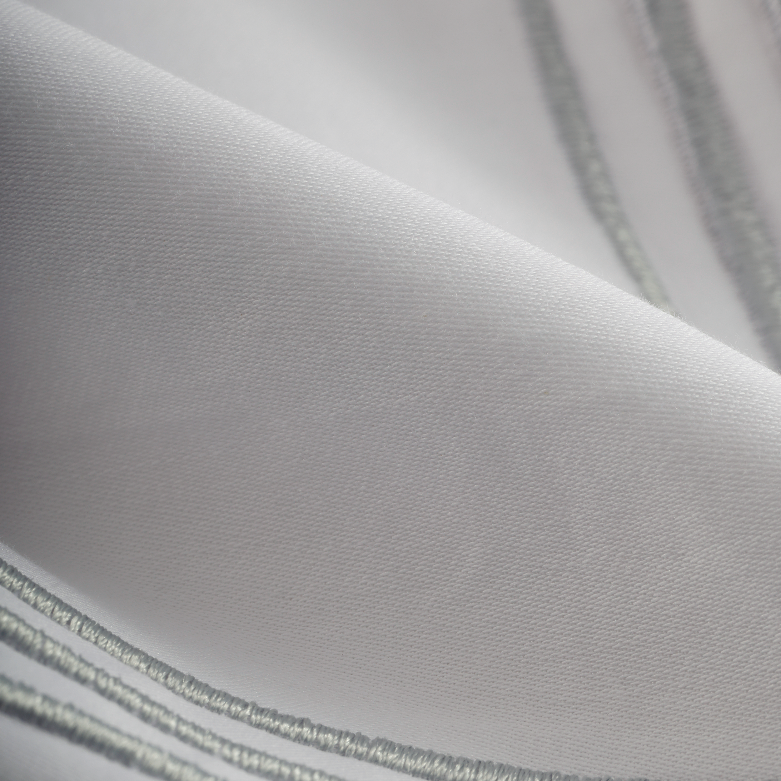 Desire | Percale Embroidered Duvet Cover Set