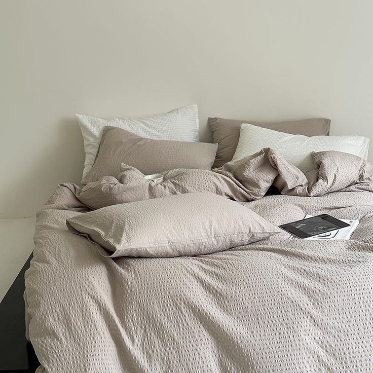 Duvet Cover Set | Beige Embossed | 300GSM