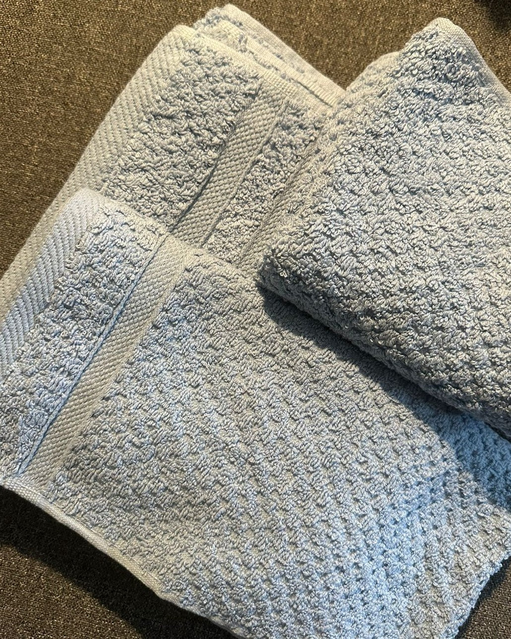 Signature Bath Towel (850GSM)