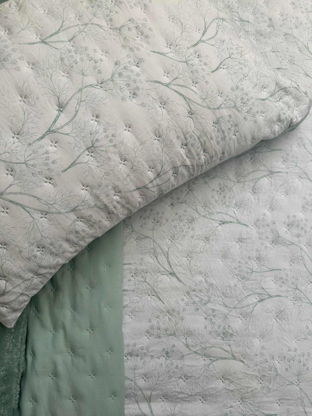 Tencel | Grey Floral Reversible Bedspread