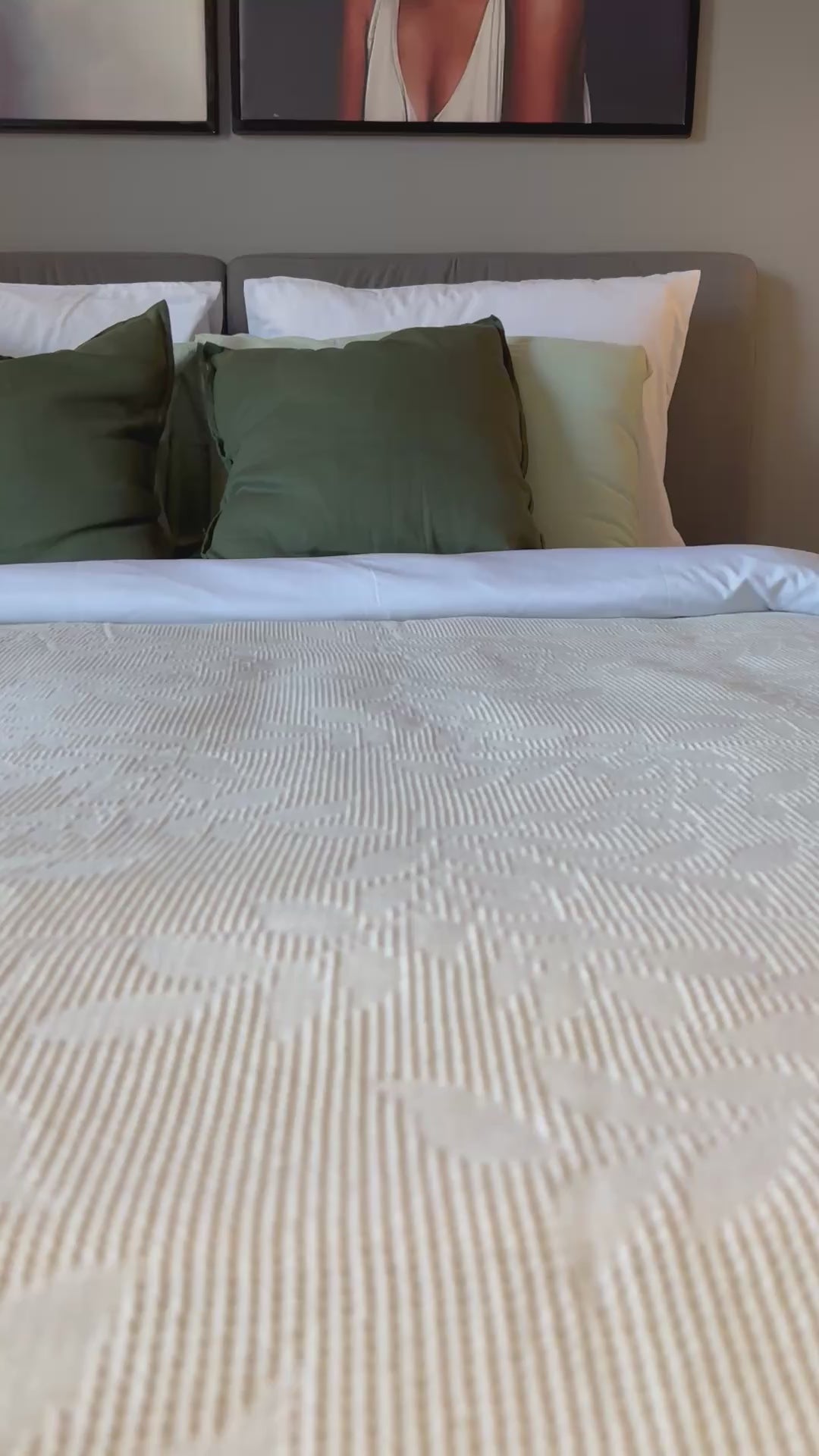 Jacquard | Mint Waffle Coverlet