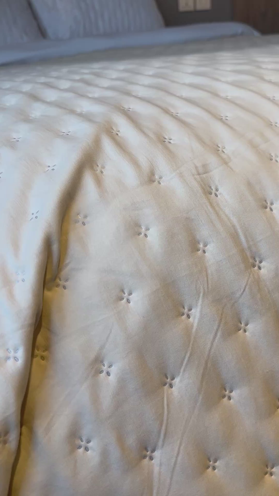 Tencel | Grey Floral Reversible Bedspread